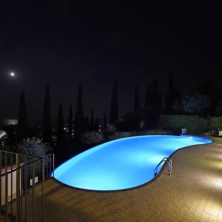 Bellavista 2-5 By Wonderful Italy *